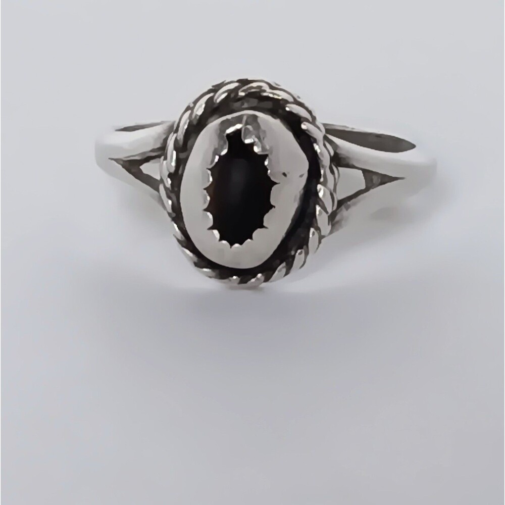 Vintage Calvin Mariano Navajo Sterling Silver Black Stone Ring Size 5